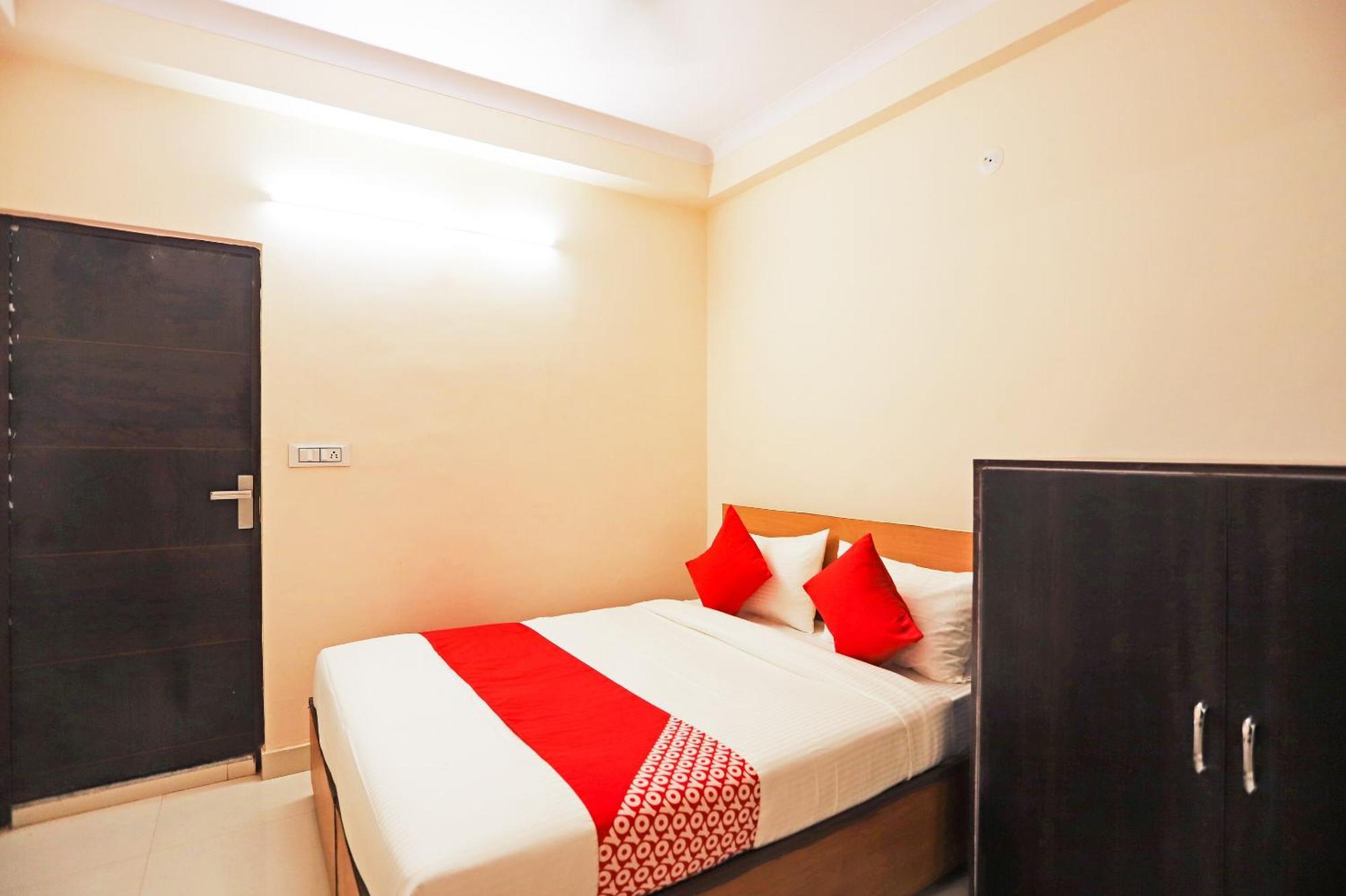 Hotel O Lal Residency Delhi  Buitenkant foto